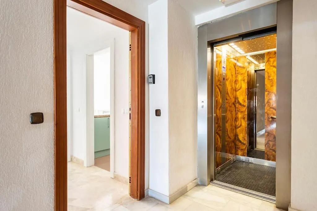 Apartamento En Los Cristianos Urb.Playa Graciosa ספרד